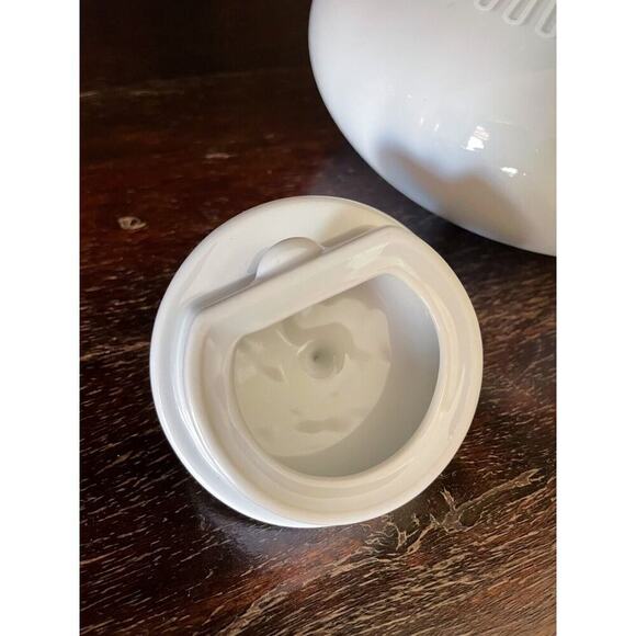 Ornament Collection Vista Alegre Tea Pot Porcelain Sam Baron, 2011 - Picture 7 of 10